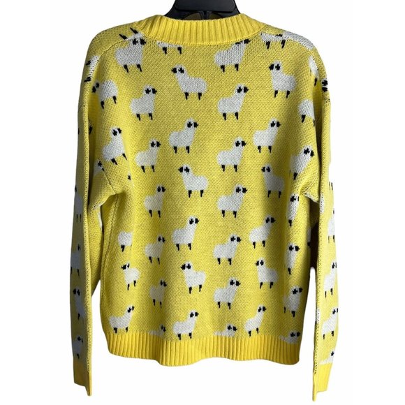 Reclaimed Vintage Lemon Sweater with Monochrome Accents - Picture 6 of 11